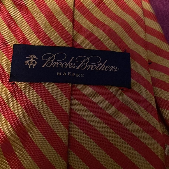 Lot of 3 Brooks Brothers ties - Picture 5 of 8